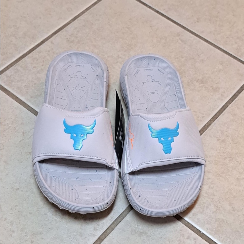 Under Armour "Project Rock" Slides - Men's size 8 / Wmns size 9.5 - Picture 3 of 8
